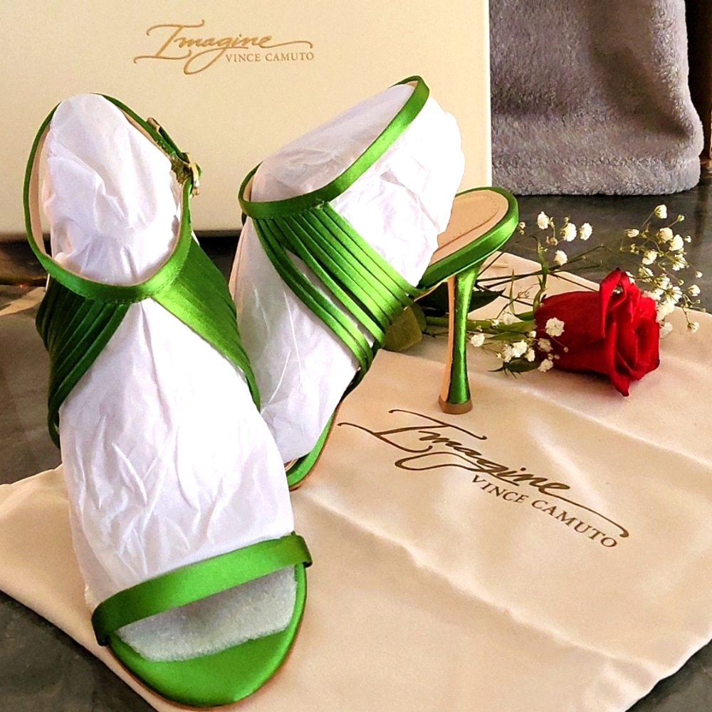 Imagine VINCE CAMUTO Pumps size 6 1/2